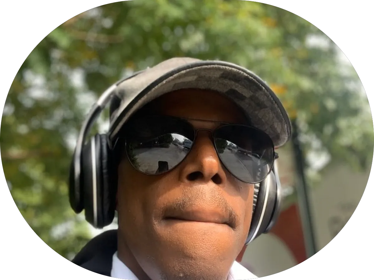 Martinez Liquors photo 2