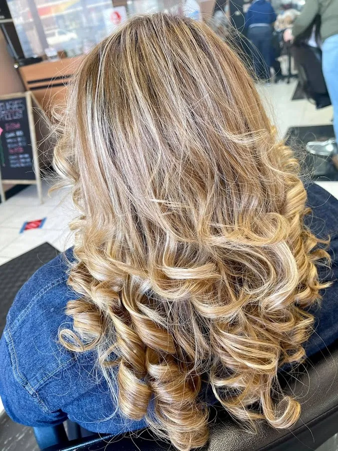 Mayra's Beauty & Dominican Salon