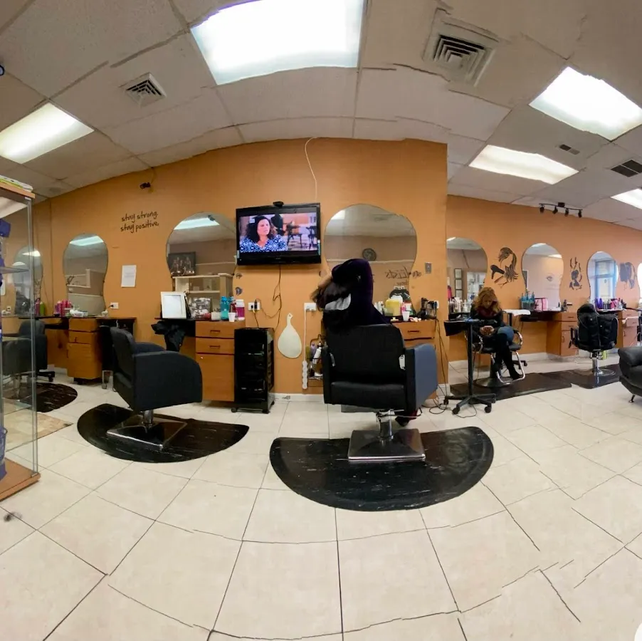 Mayra's Beauty & Dominican Salon photo 3