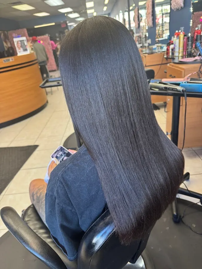 Mayra's Beauty & Dominican Salon photo 4