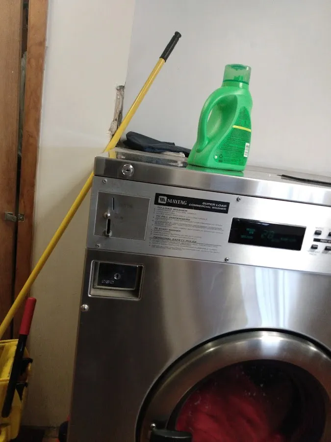Maytag Laundromat photo 4
