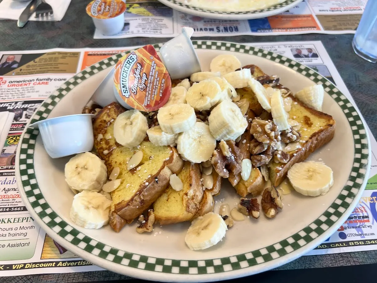 Meadows Diner photo 3