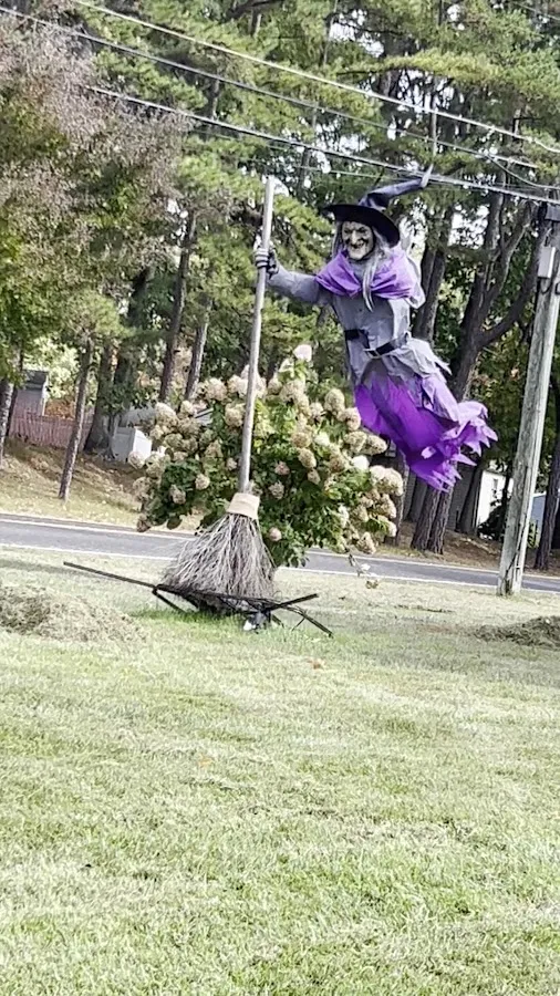 Medford Care Center photo 2