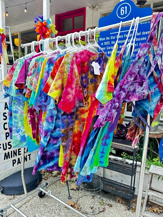 Medford Company Store Estate Sales photo 2