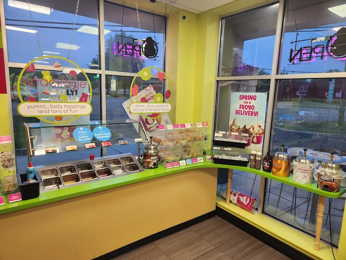 Menchies Frozen Yogurt Cherry Hill NJ