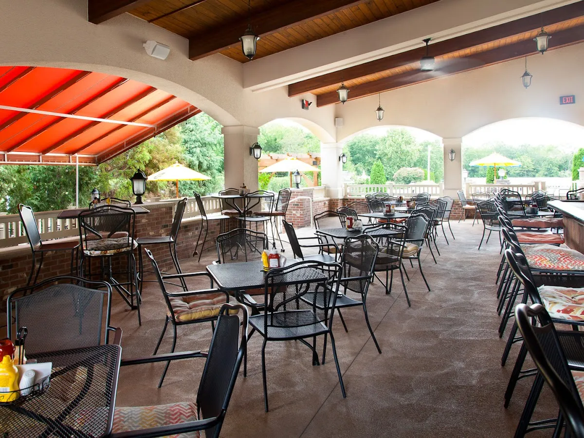 Merighi's Savoy Inn photo 2