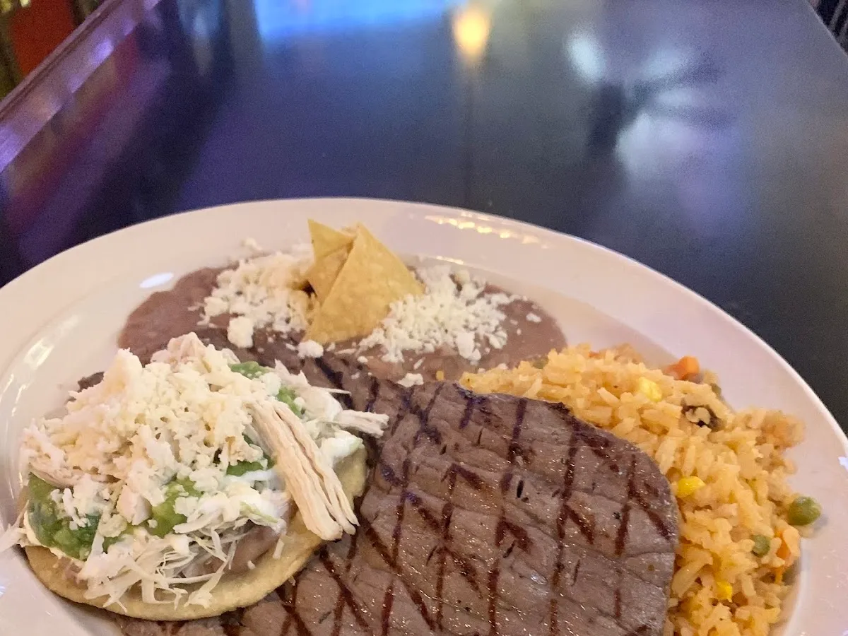 Mexico Restaurant & Bar photo 3