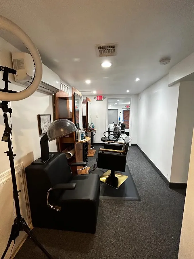 MIA SPA HAIR SALON & NAIL SALON photo 4