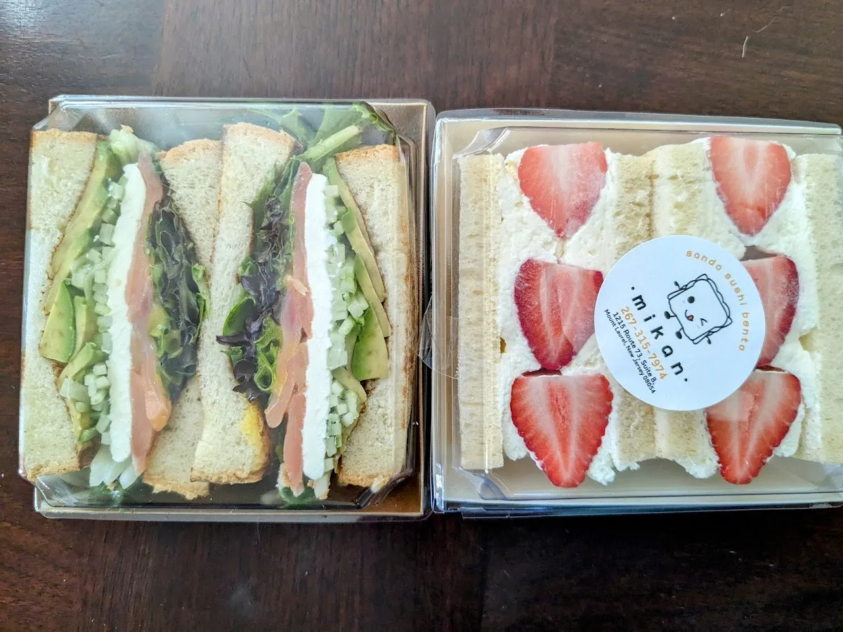 Mikan Sando Sushi Bento photo 3