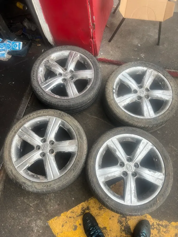 Mike’s Tire & Detailing Shop photo 3