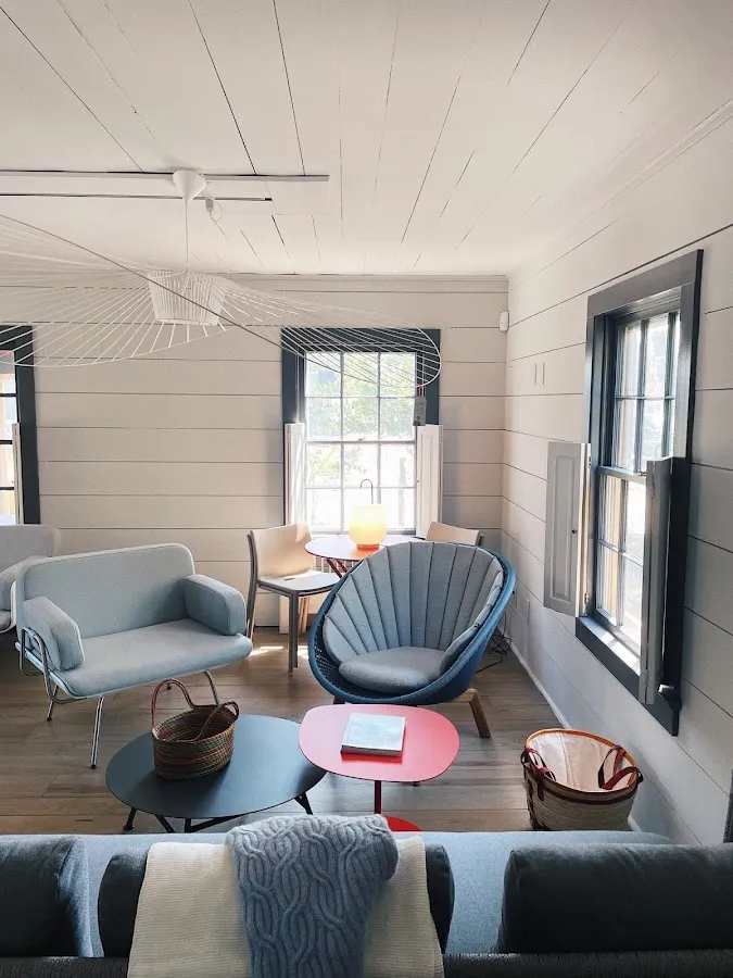 Millésimé at the Shore