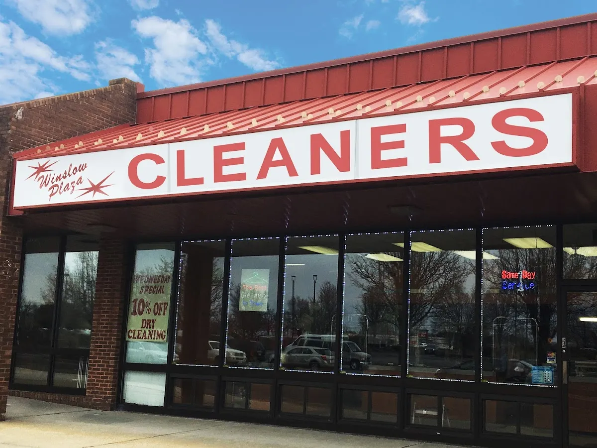 Mini Mall Cleaners photo 4