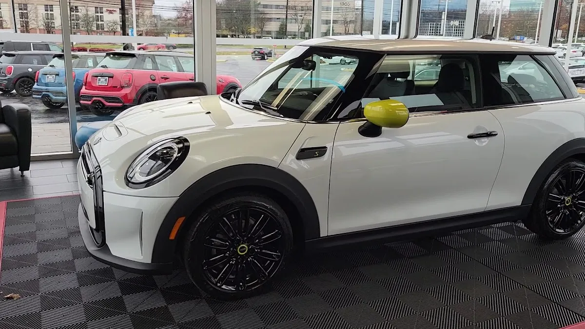 MINI of Mt. Laurel photo 4