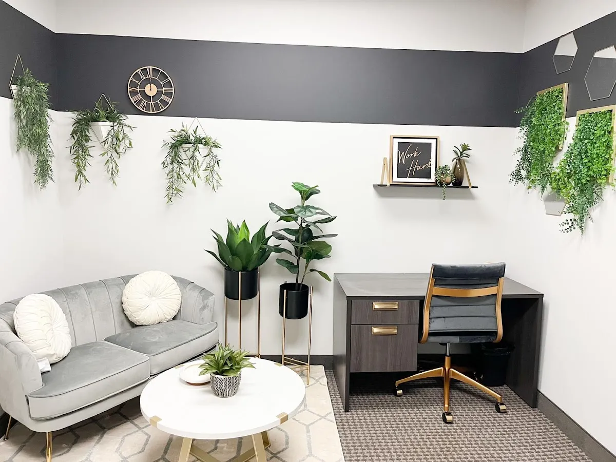 MIRA Team, UNITED REAL ESTATE photo 2