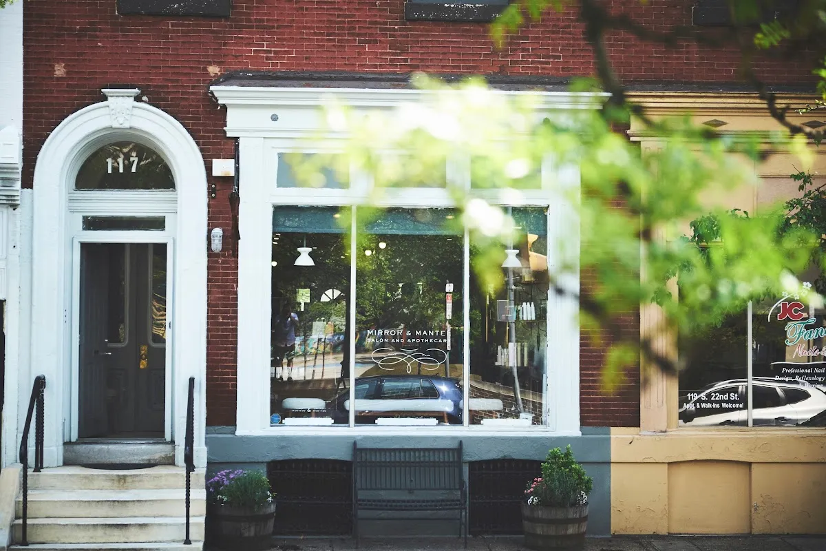 Mirror & Mantel photo 2