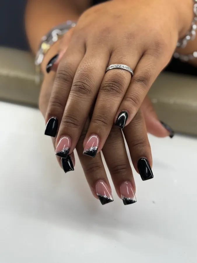 Mirror Mirror Hair Studio & Spa