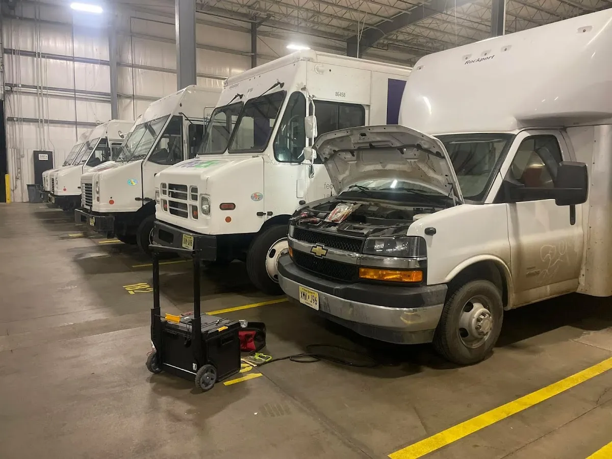 Mobile Mechanic - Maintenance Pros