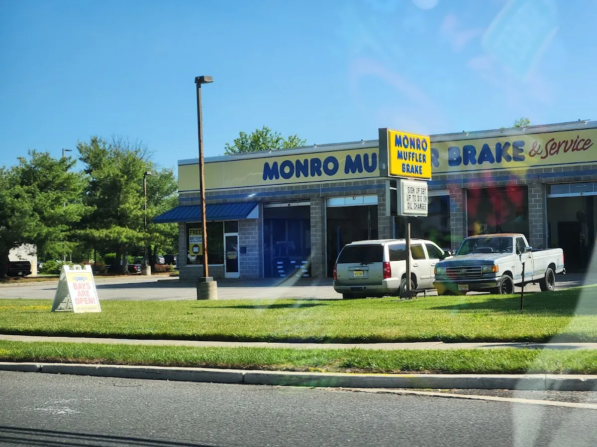 Monro Auto Service and Tire Centers photo 2