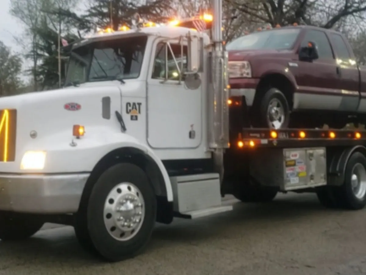 Moore's Delran Towing and Offroad Recovery