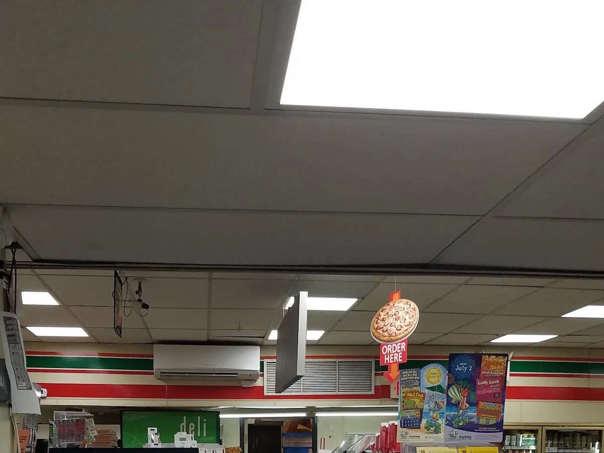 Moorestown Convenience Store photo 4