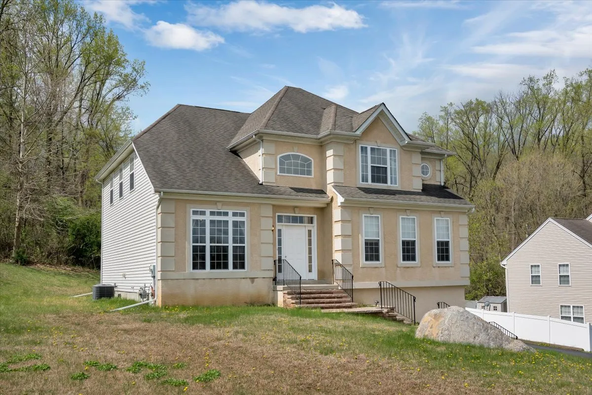 Morgan DiVello Real Estate photo 2