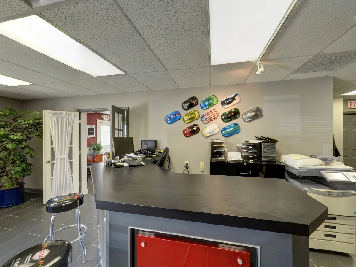 Motorcar Colors photo 4