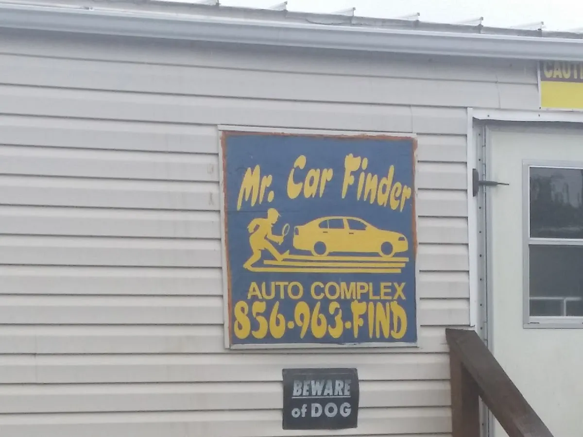 Mr. Car Finder Auto Complex photo 4