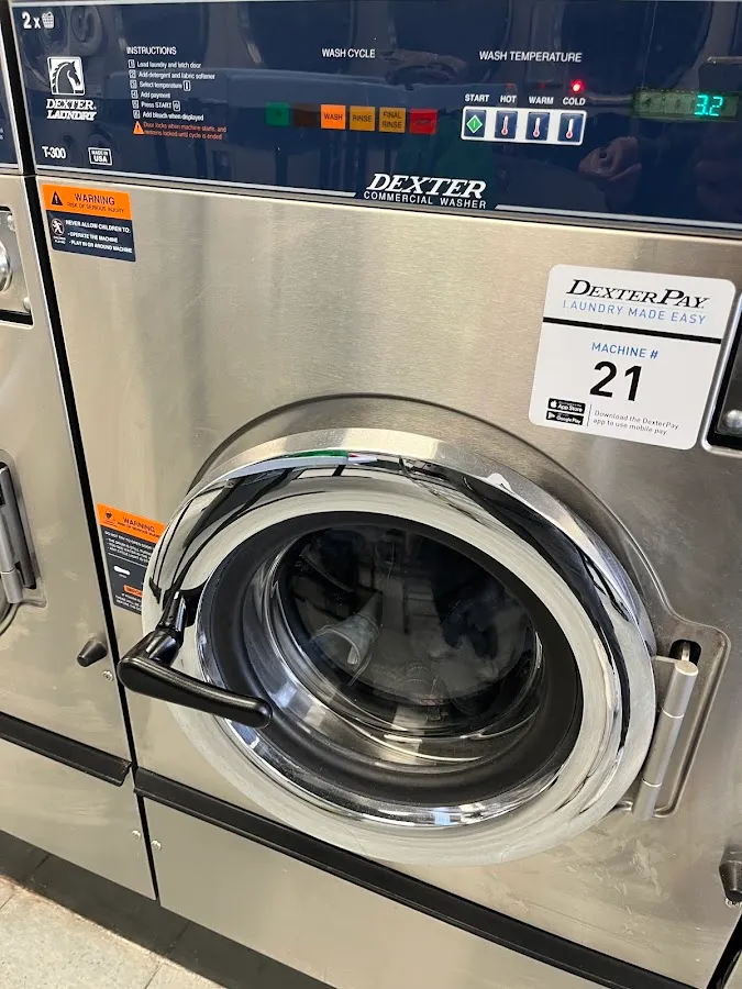 Mr Suds Laundromat photo 5