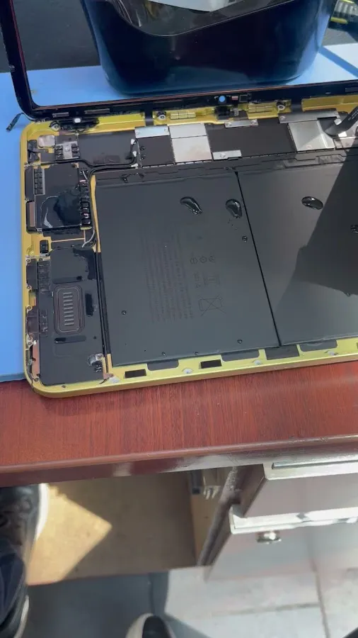 M-Tech Device Repair and Accessories - Phone Repair Service photo 5