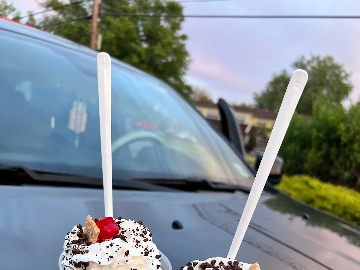 Mueller's Ice Cream photo 3