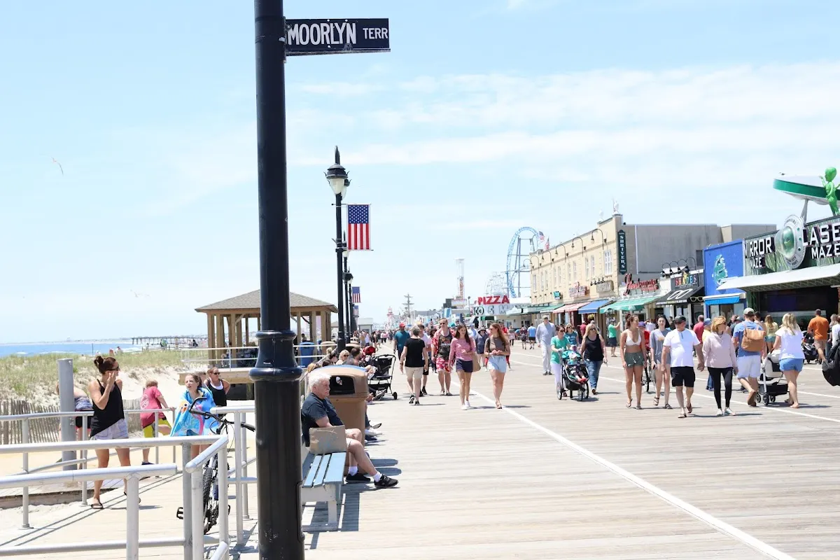 Municipal Parking - Beta Lot