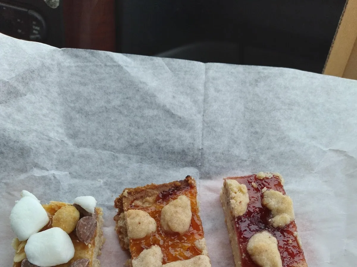 Napoleon's Cremepuffery photo 5