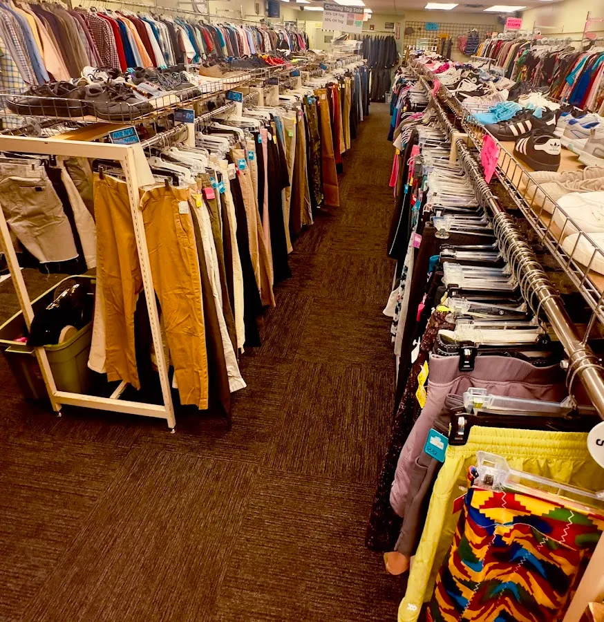 New Life Thrift photo 4