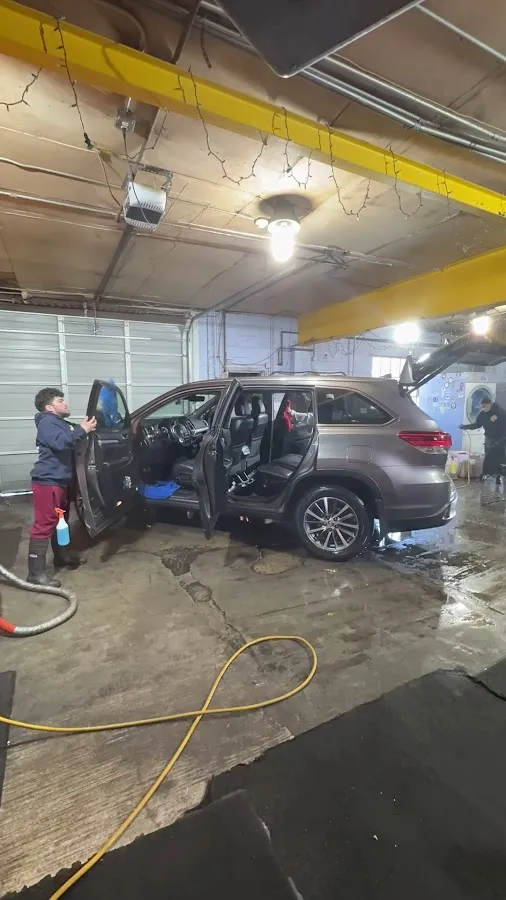 New Look Hand Carwash photo 3