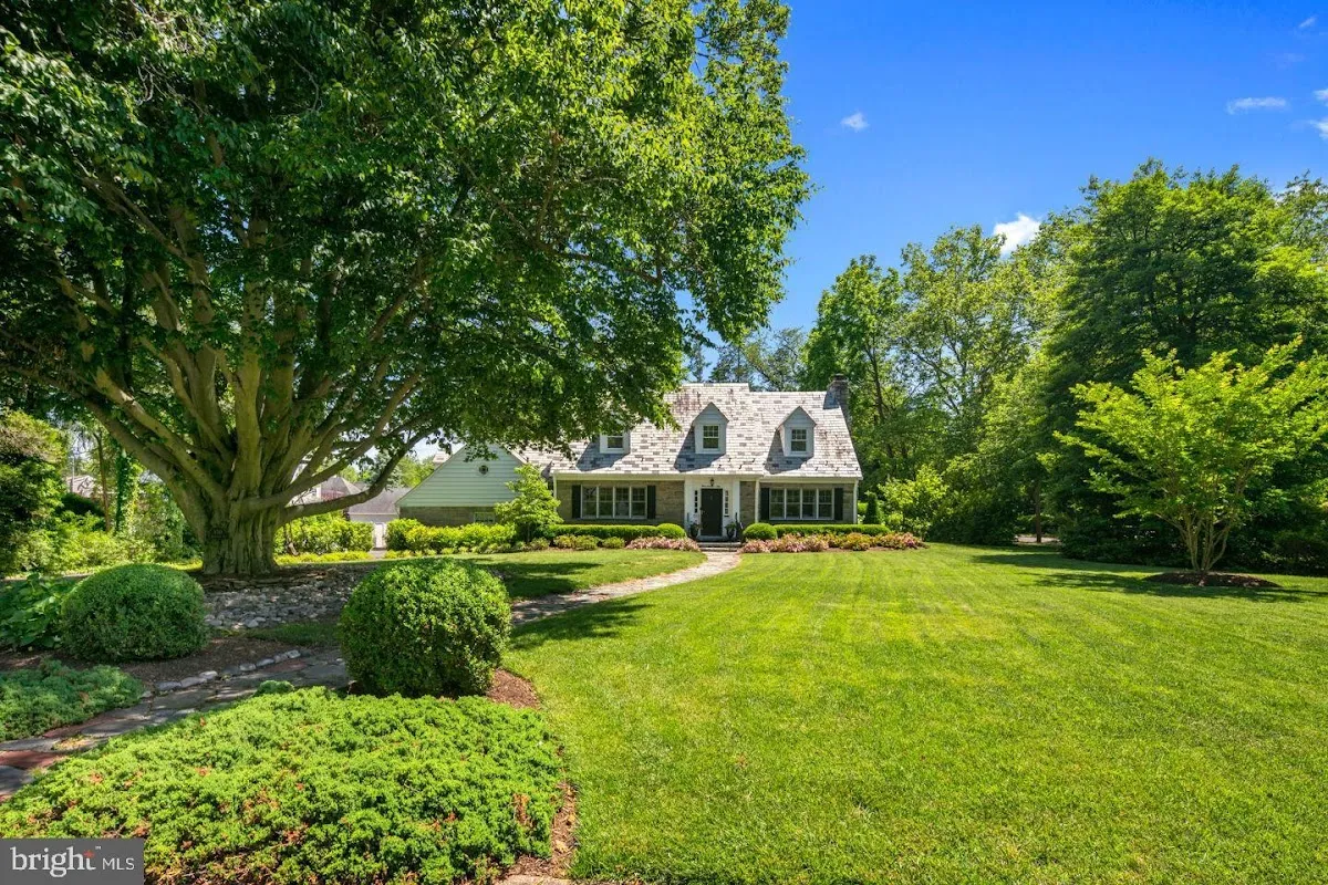 Nicole Gendin - Real Estate