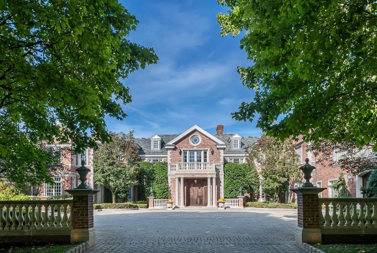 NJLux Real Estate photo 3