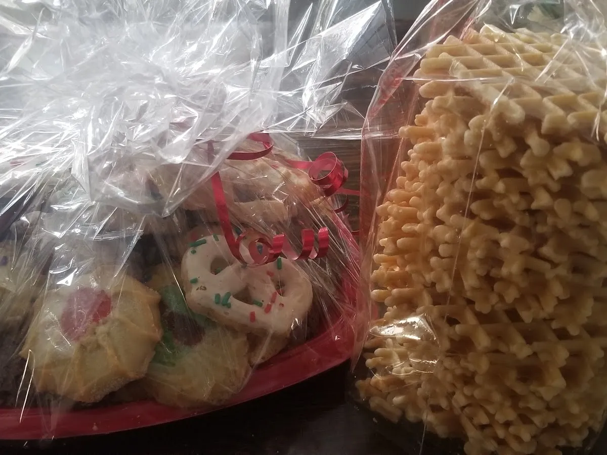 Nonno Ugo's Italian Bakery photo 2