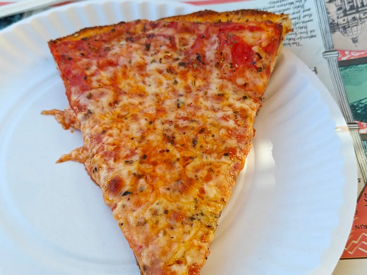 Nonno’s Pizzeria Deli & Catering photo 4