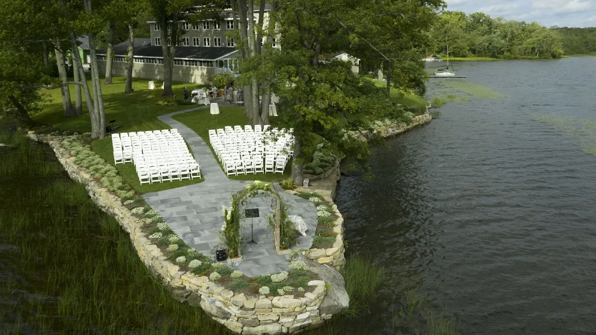 North Shore House photo 2