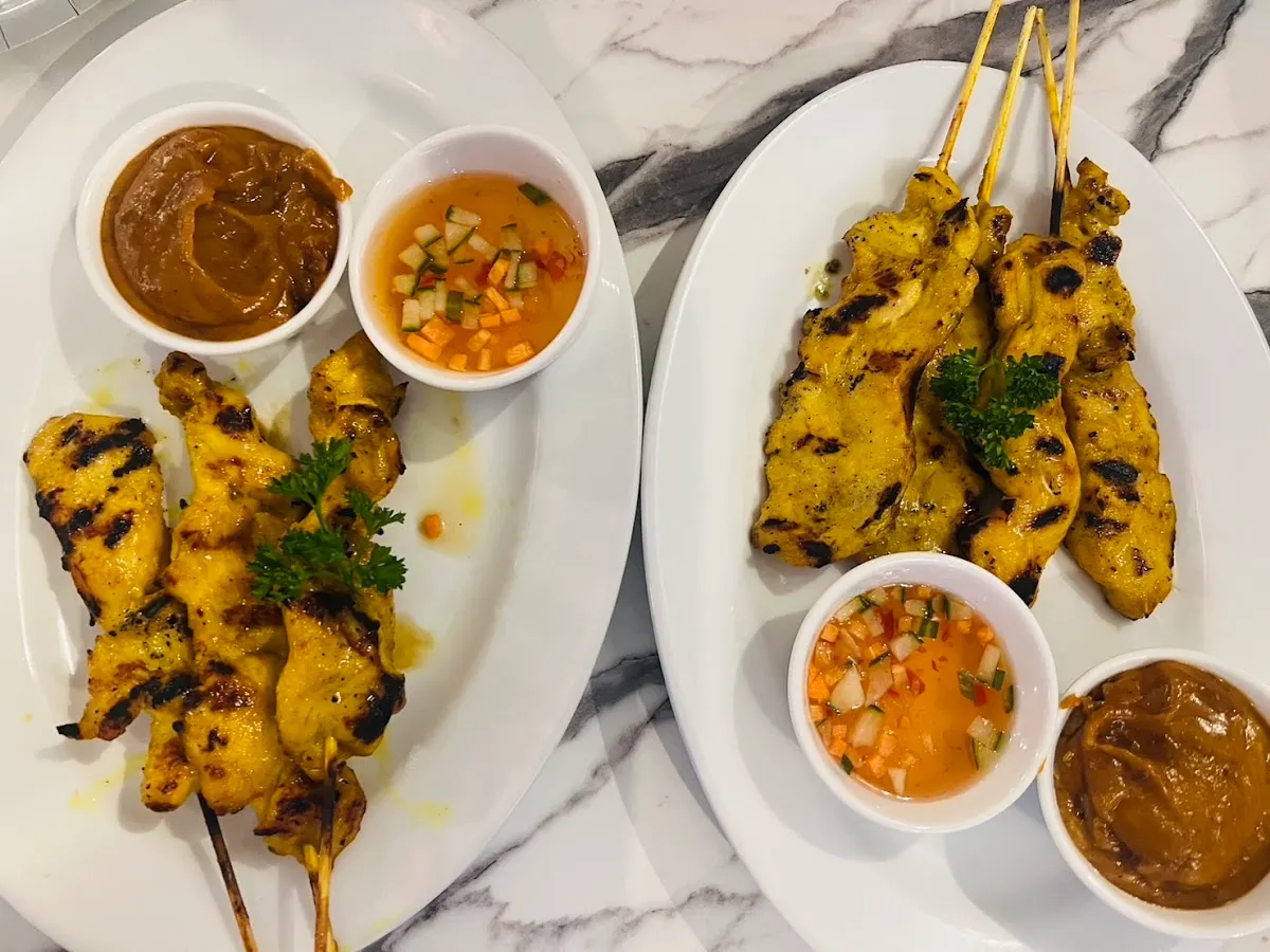 NUTNAPAT AROY THAI photo 4