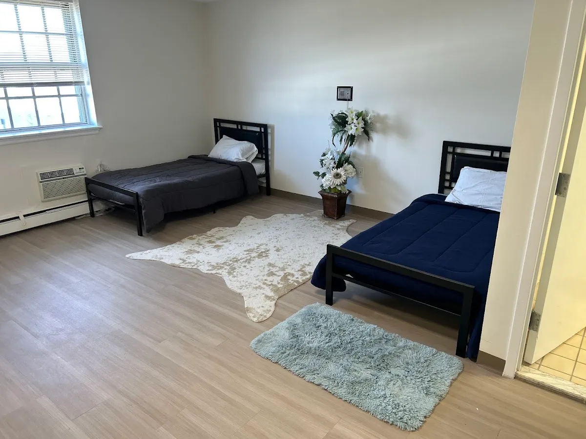 Oasis at the Crescent photo 3