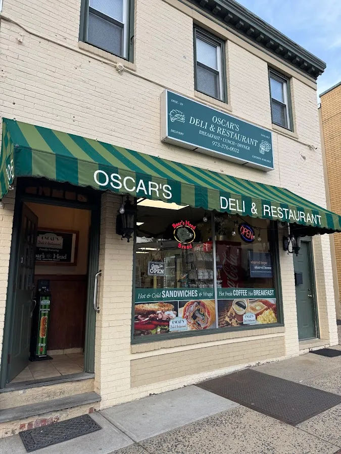 Oscar's Deli & Restaurant photo 2