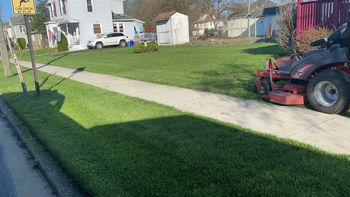 P & F LAWN CARE LLC photo 4