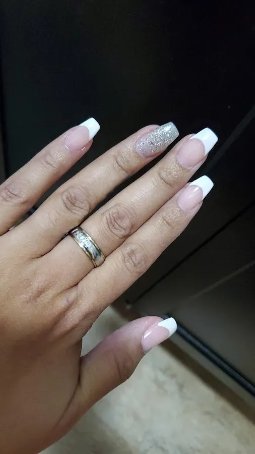 Paradise Nails photo 2