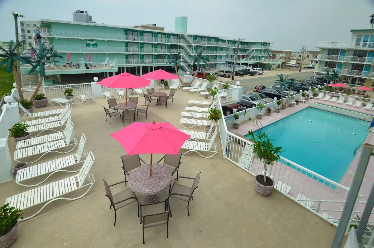 Paradise Ocean Resort photo 5