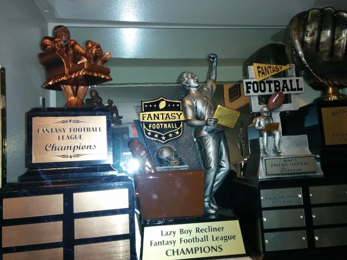 Paul's Custom Awards & Trophies