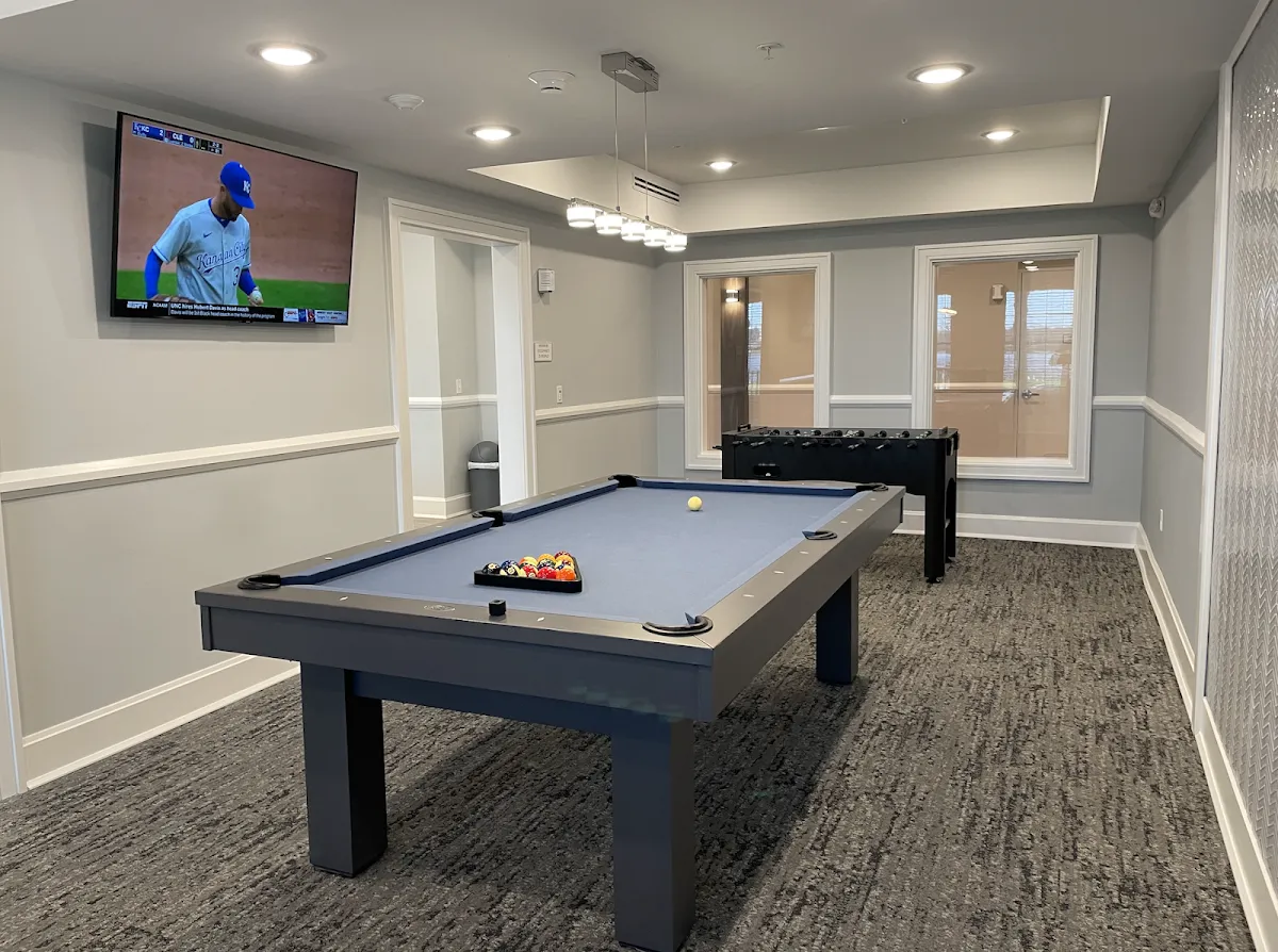 Pearl Pointe Apartments photo 4