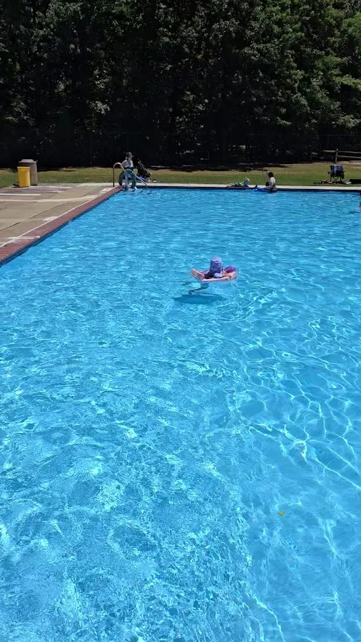 Pennsauken Pool photo 2
