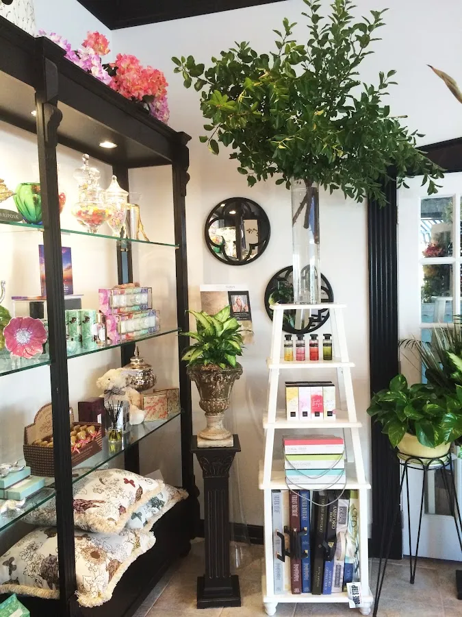 Petals Floral Design & Gifts