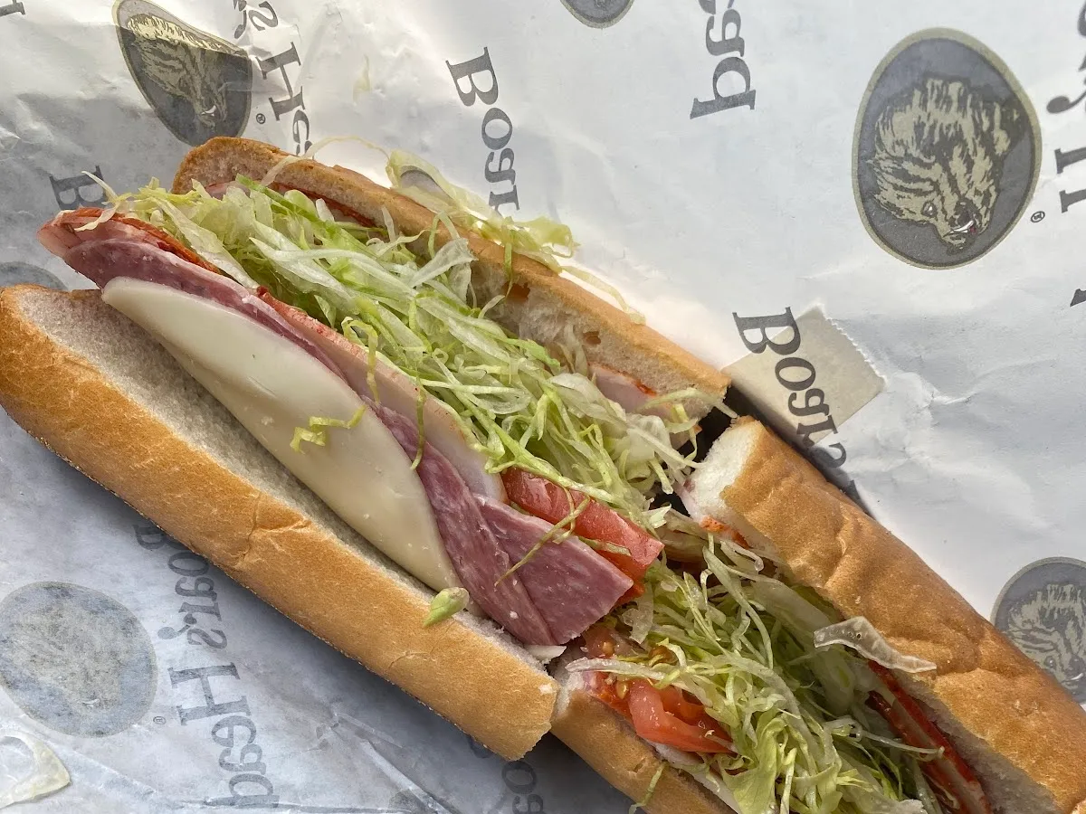 Pete's Deli & Grocery photo 4